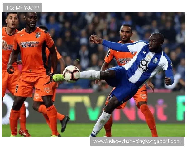 波尔图在主场靠着稳固的战术拿下三分